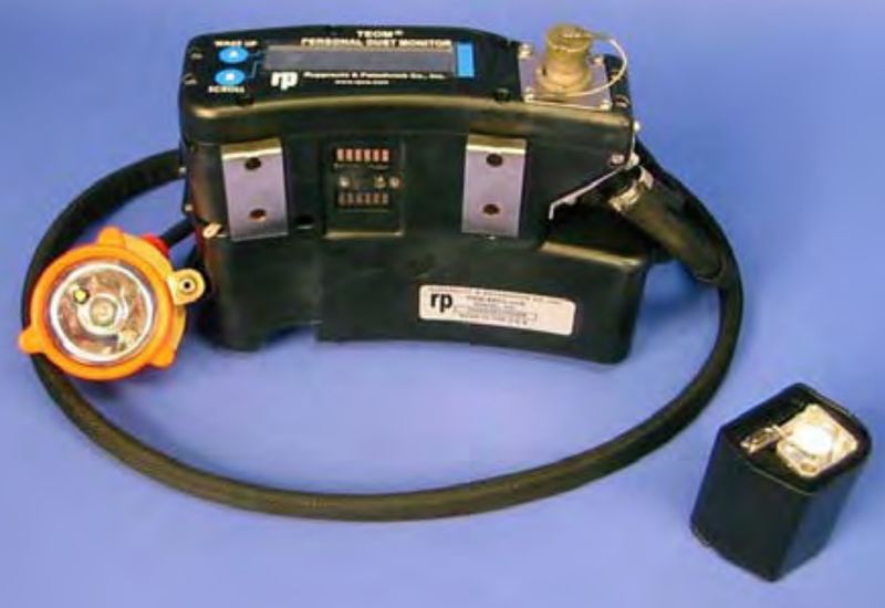 Файл:Personal Dust Monitor Fig 3a из EVALUATION OF THE WET HEAD CONTINUOUS MINER TO REDUCE RESPIRABLE DUST 2010.jpg